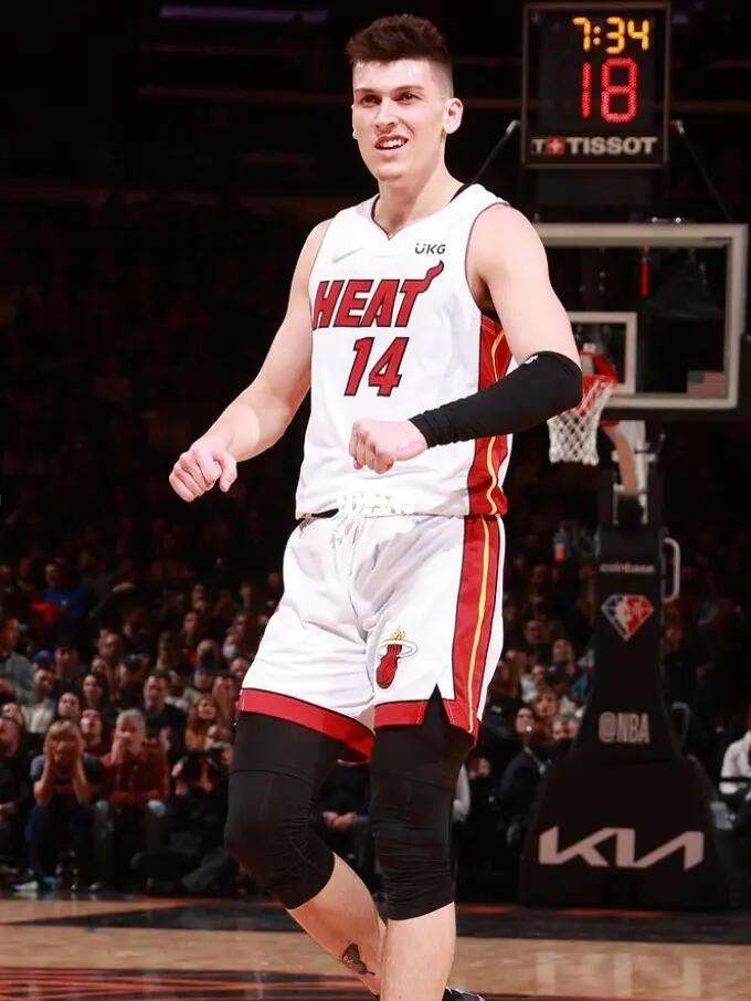 一支致力于 一支致力于